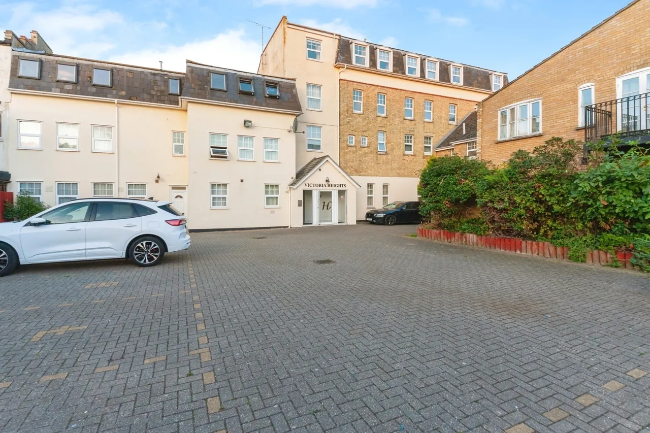 Carnarvon Road, Clacton-on-Sea, Essex, CO15, photo 6