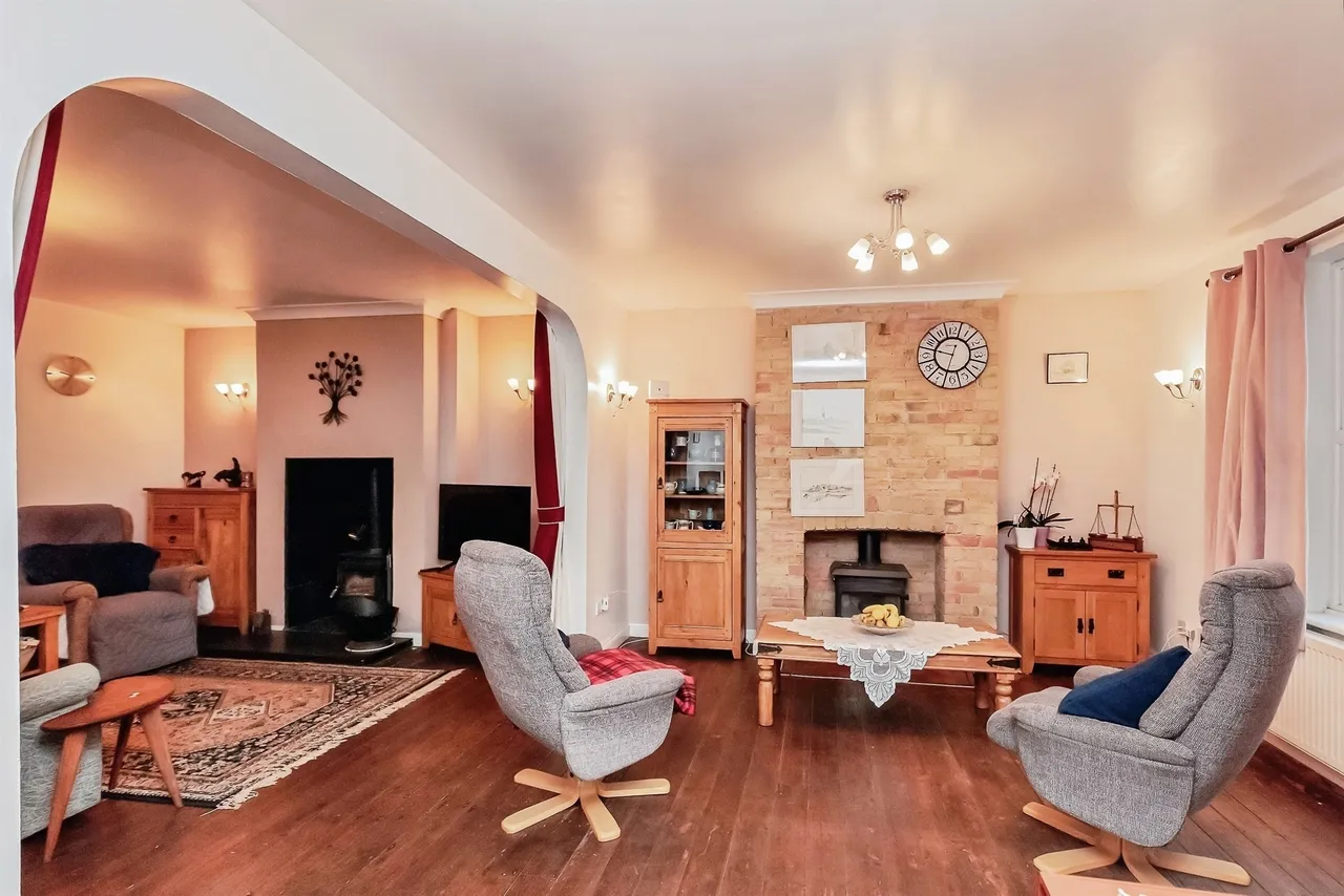Wisbech Road, Peterborough, PE7, photo 5