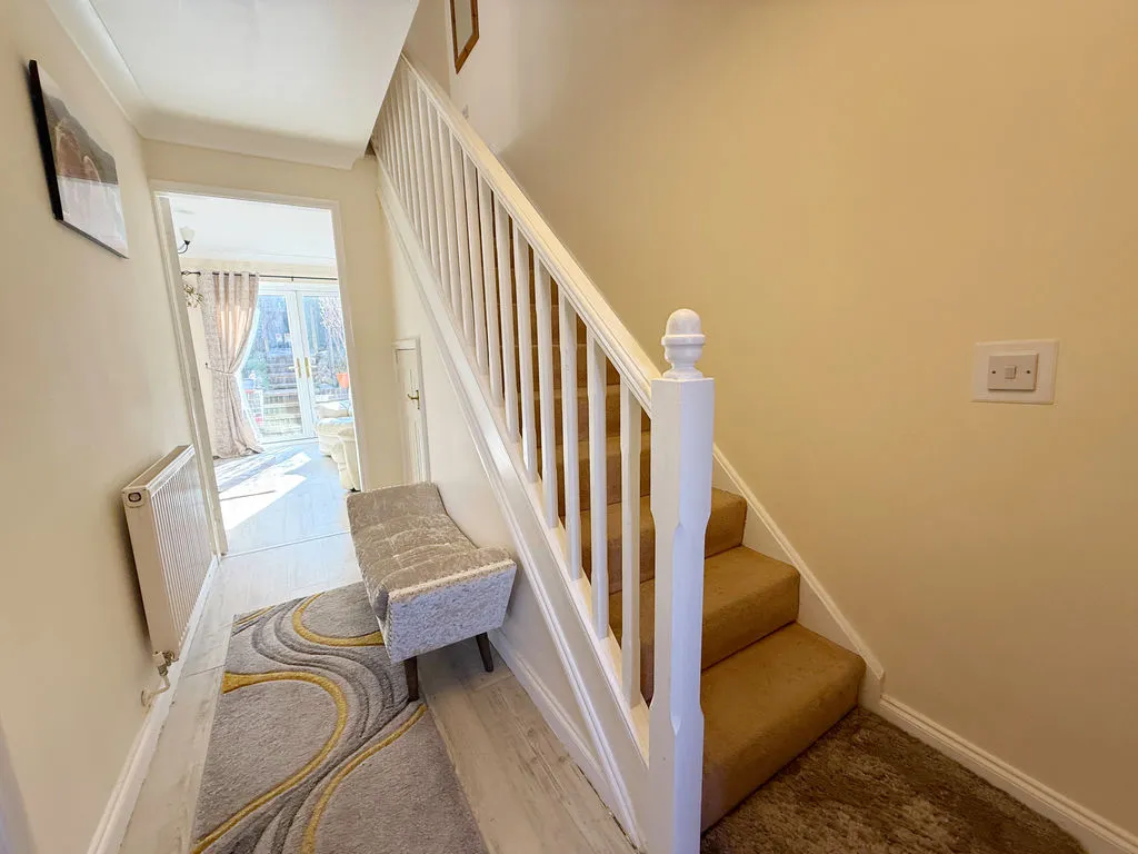 Porthcawl Close, Grantham, photo 2