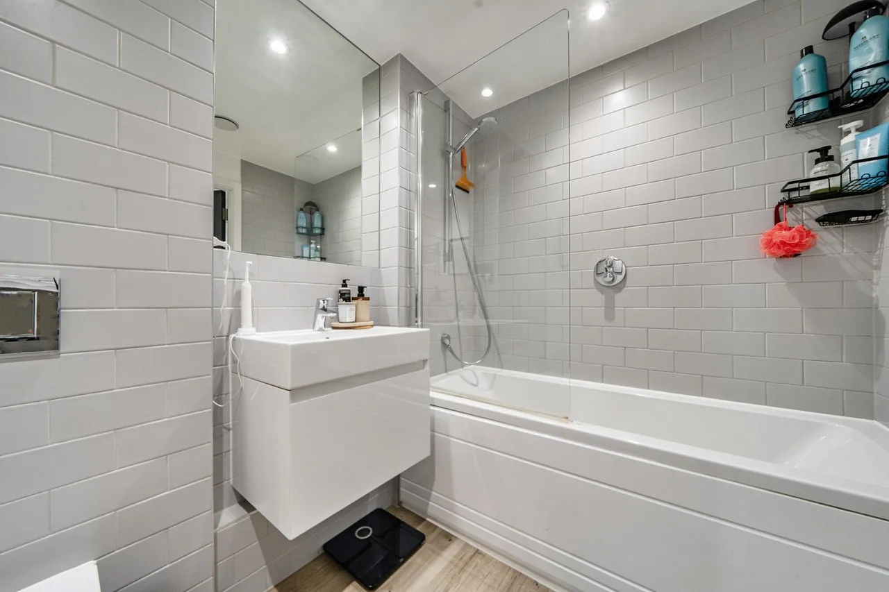 Woods Road, SE15, photo 13