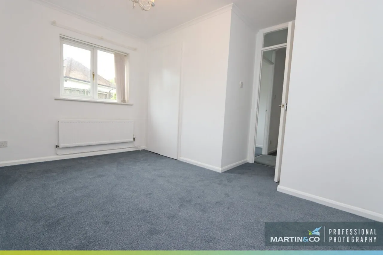 Fields Park Road, NP20, photo 16