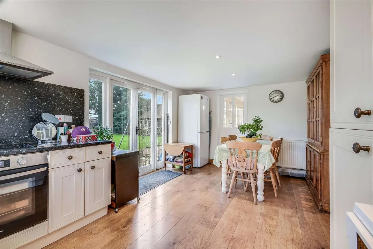 High Roding, Dunmow, Essex, CM6 1NQ, photo 12