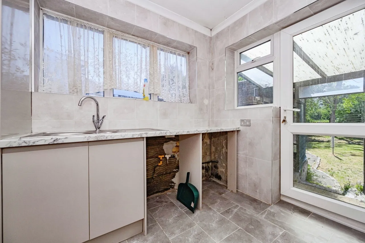 Abingdon Road, LUTON, Bedfordshire, LU4, photo 12