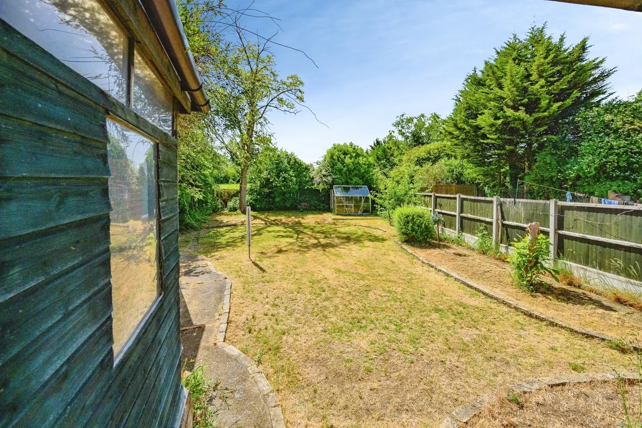 Abingdon Road, LUTON, Bedfordshire, LU4, photo 3