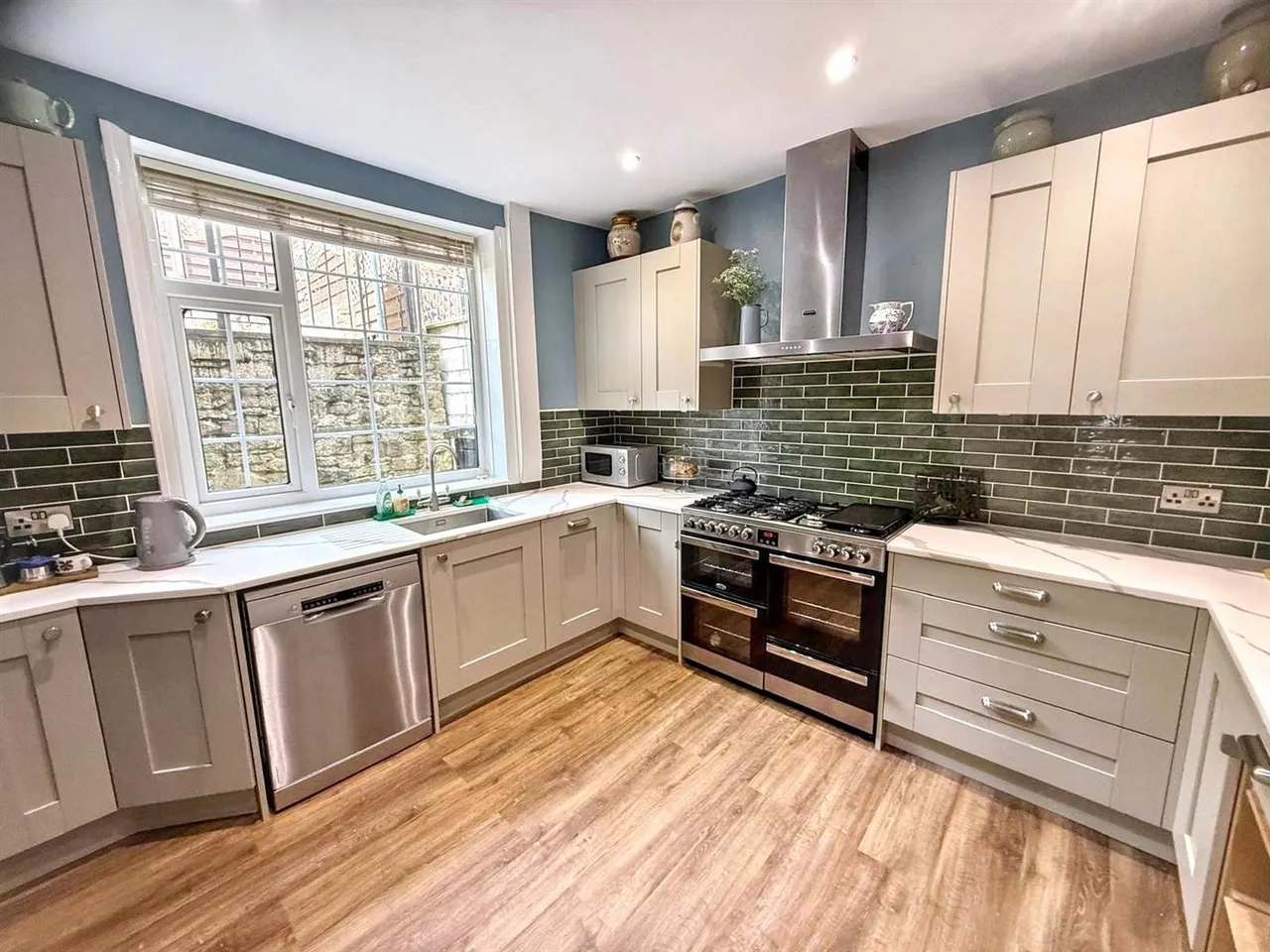 Rivock Avenue, Utley, BD20 6HE, photo 7
