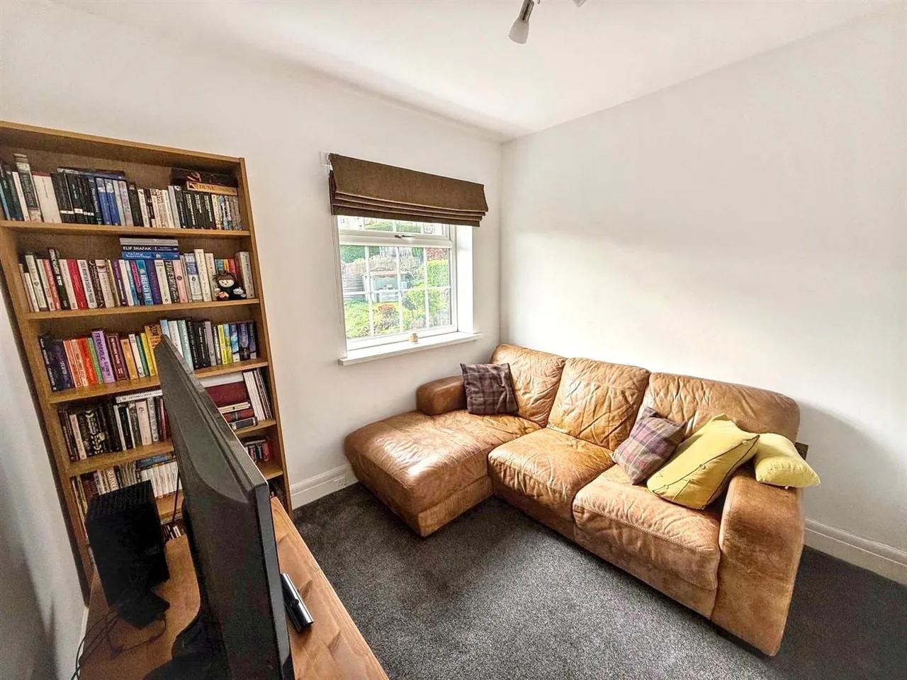 Rivock Avenue, Utley, BD20 6HE, photo 17