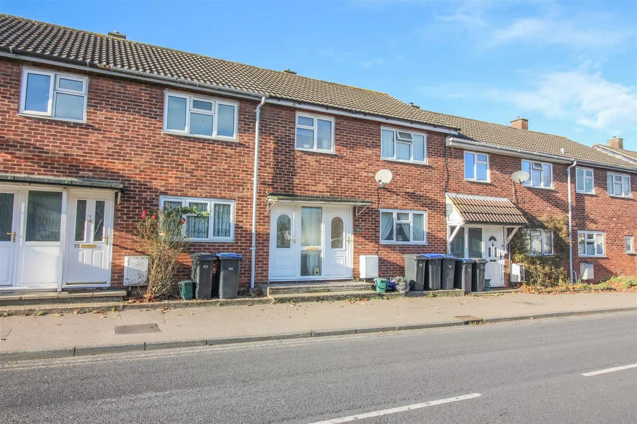 3 bed house to rent, Tilbury Mead, Harlow, CM18