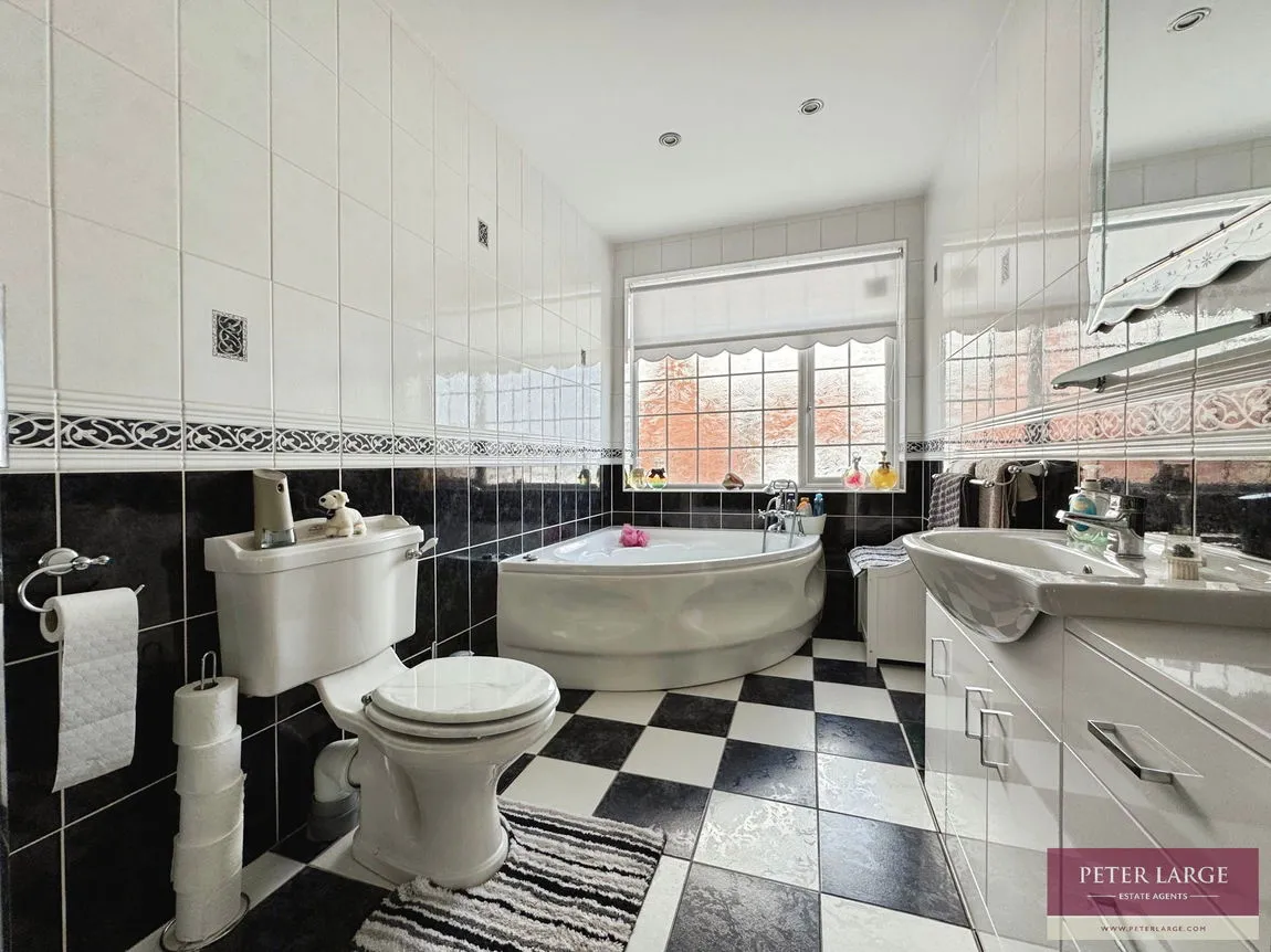 Kendal Road, Kinmel Bay, LL18 5BT, photo 17
