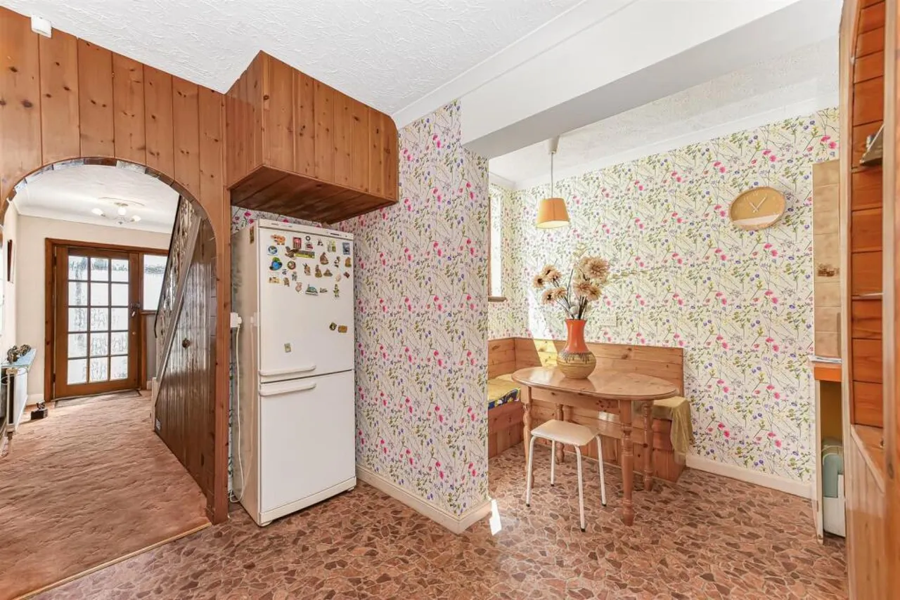 Larkshall Crescent, London, photo 8