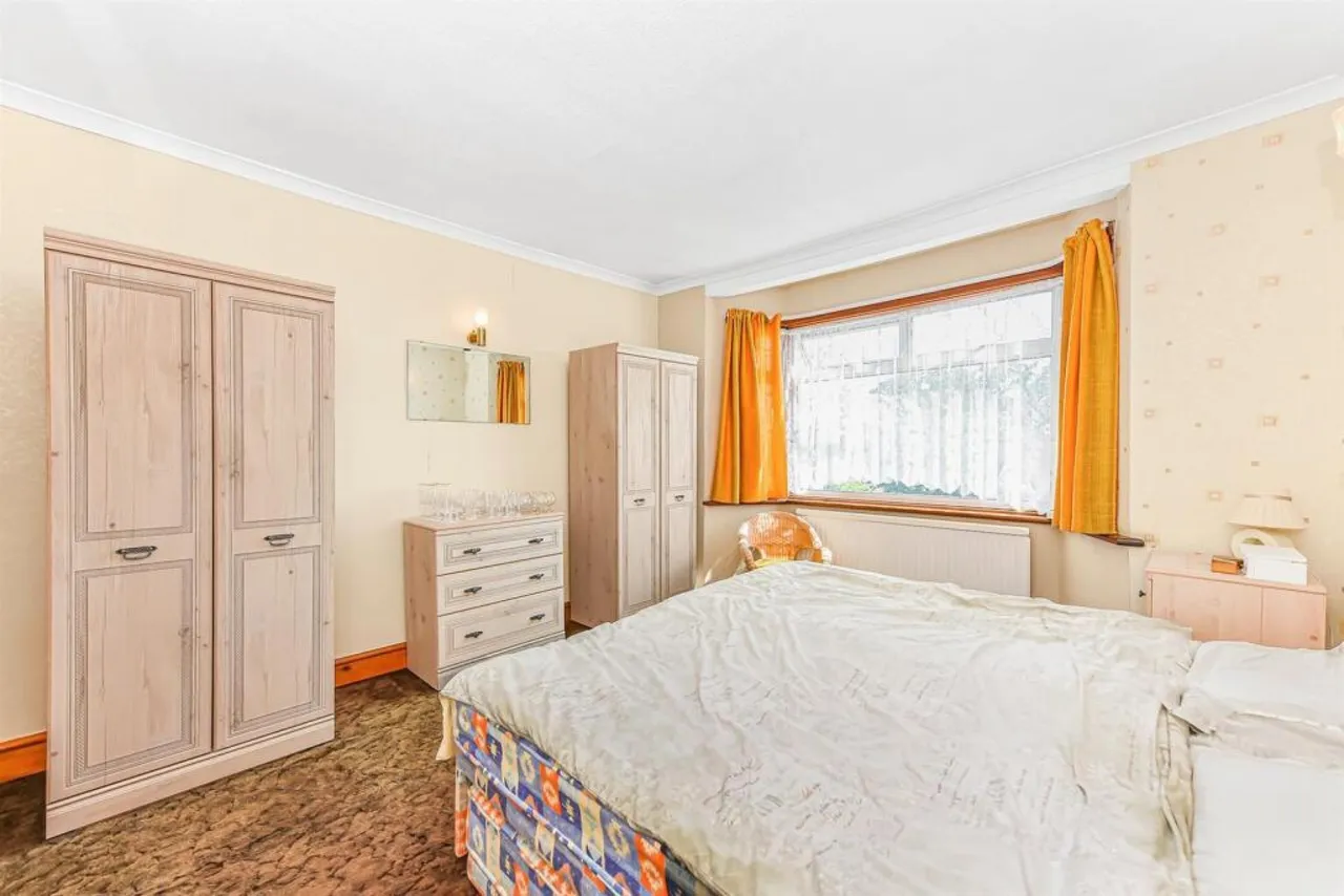 Larkshall Crescent, London, photo 10