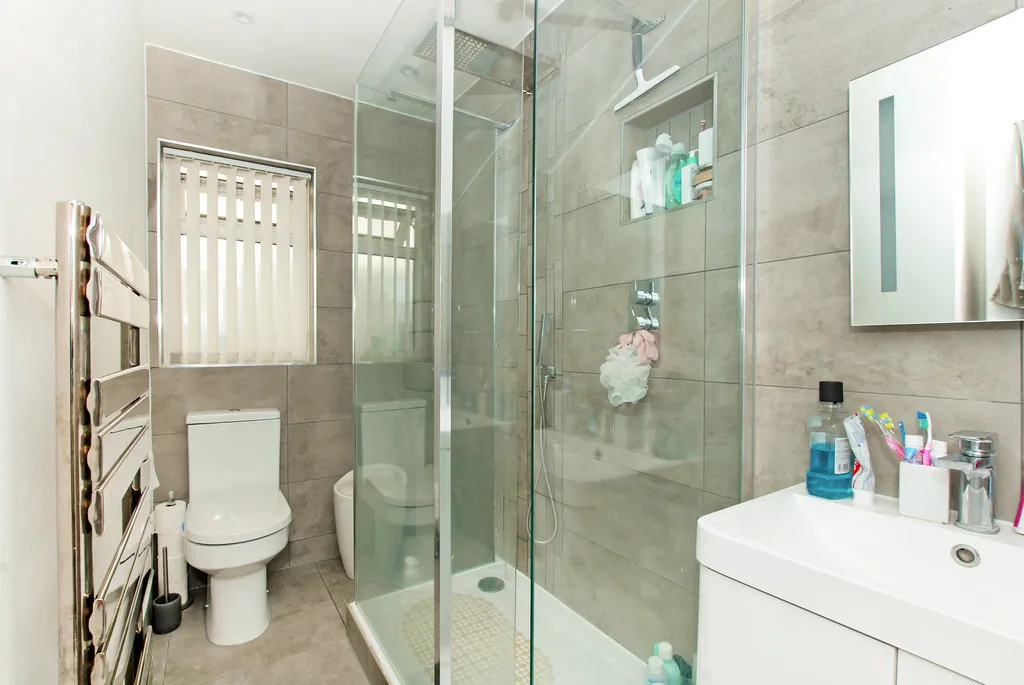 Lees Road, Uxbridge, photo 8