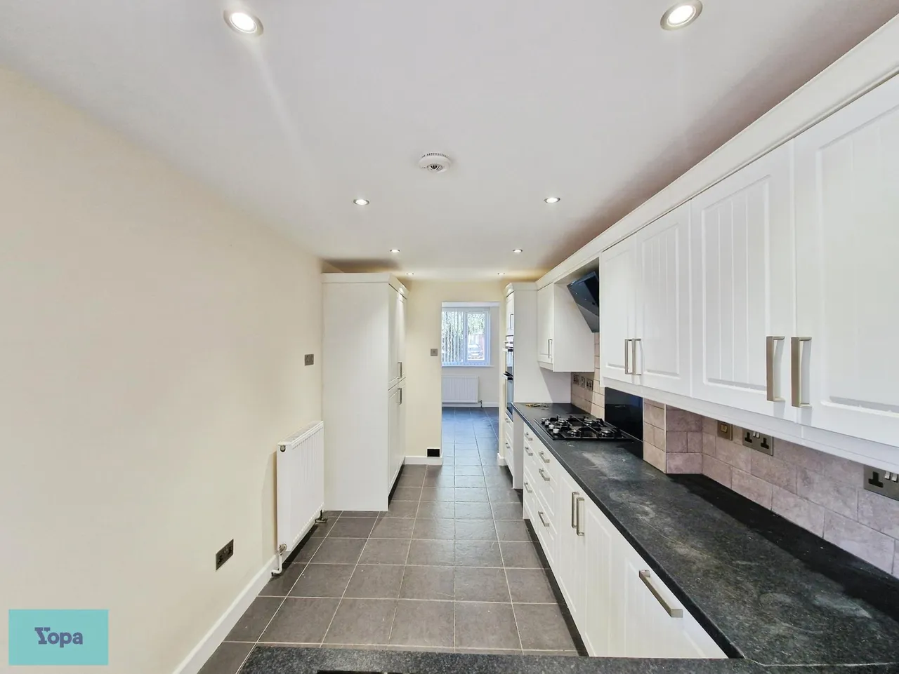 Harvey Close, Finningley, DN9, photo 8