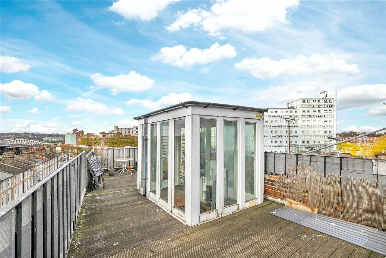 Queenstown Road, London, SW8, photo 6