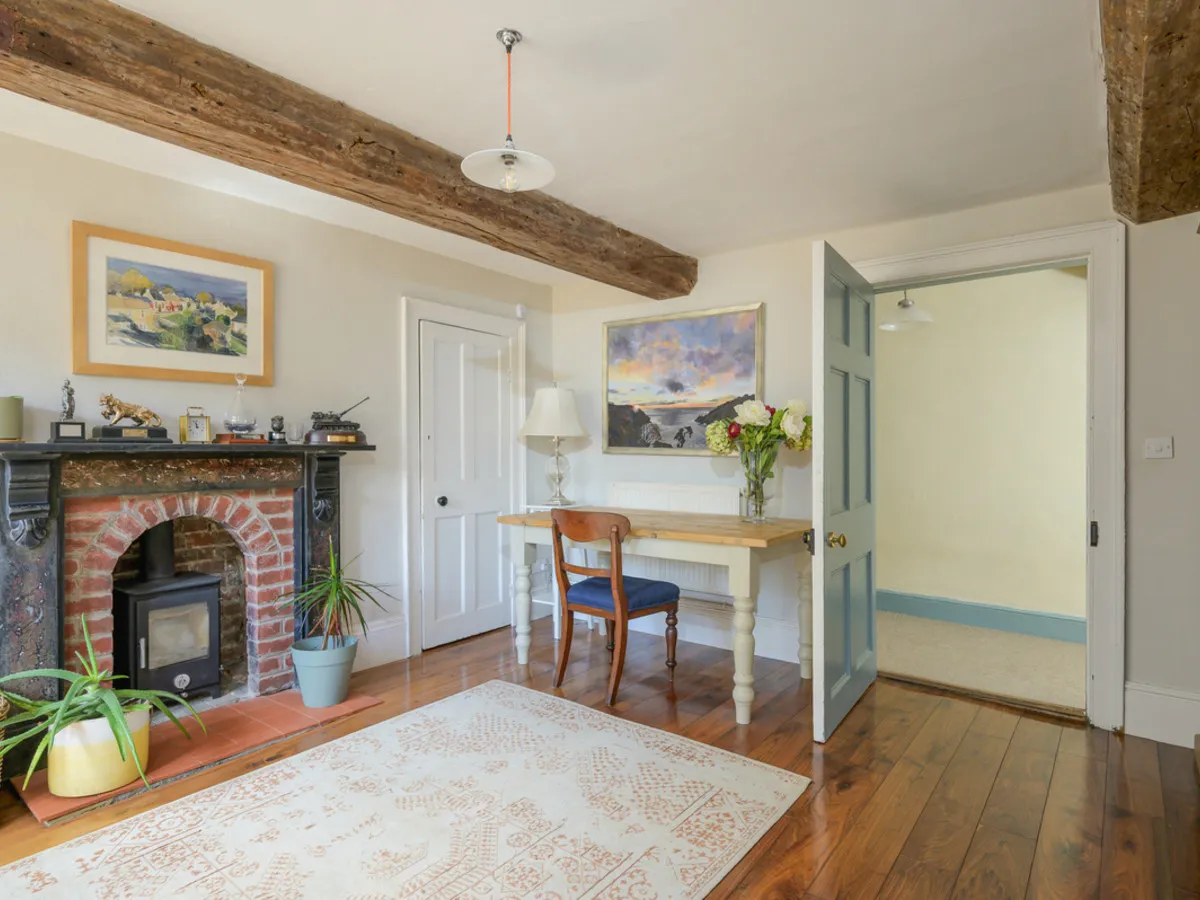 Court Lane, BA13, photo 35