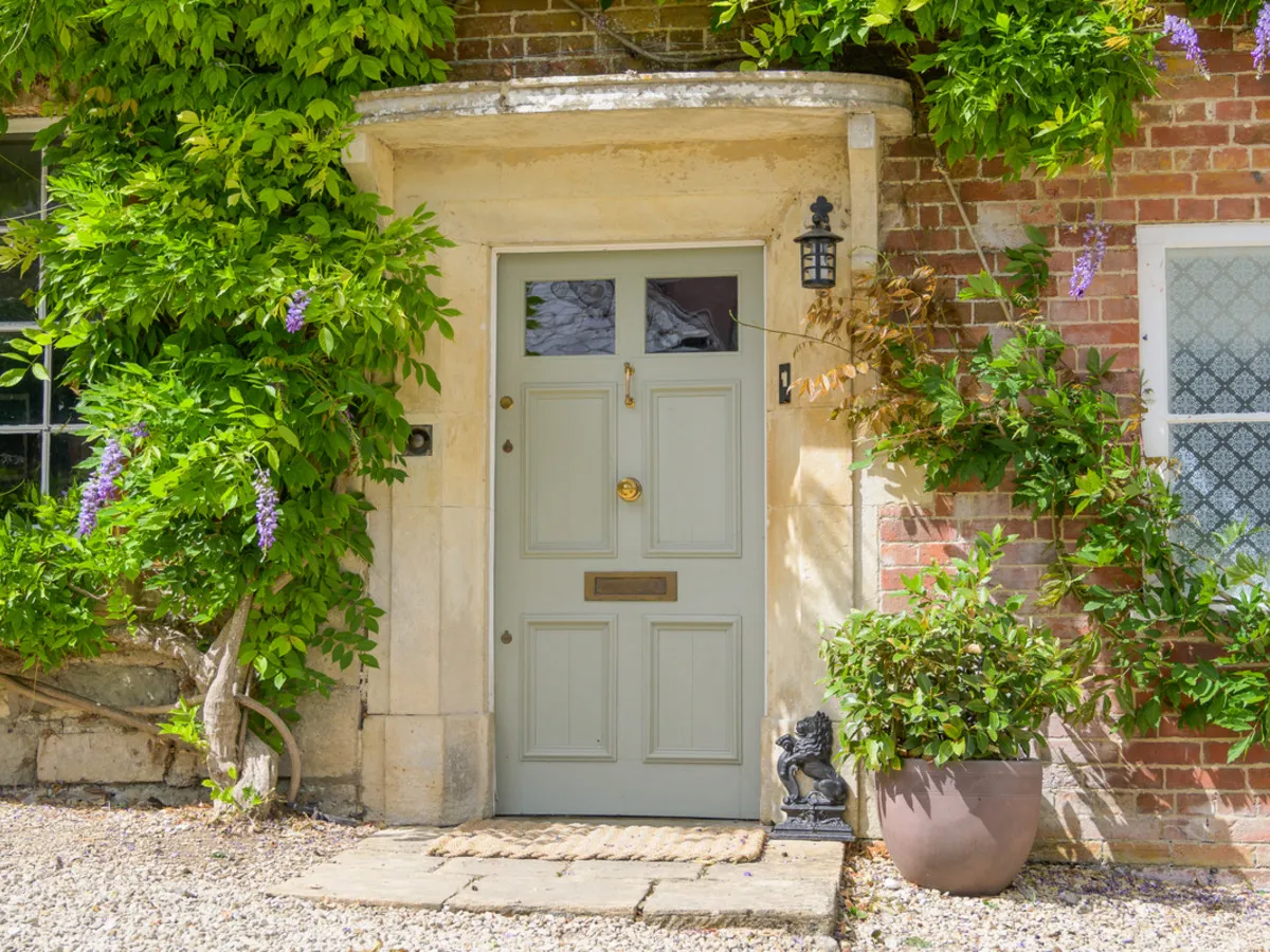 Court Lane, BA13, photo 5