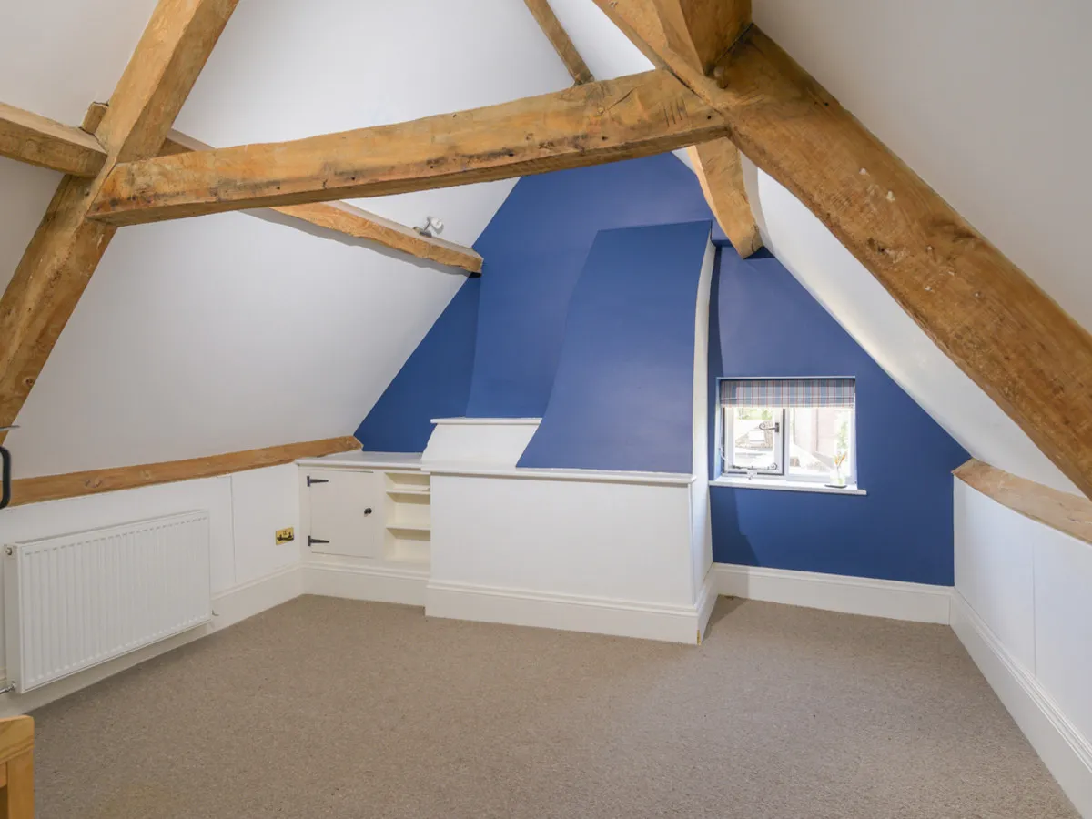 Court Lane, BA13, photo 49