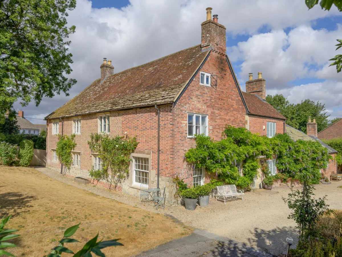 6 bed house for sale, Court Lane, BA13