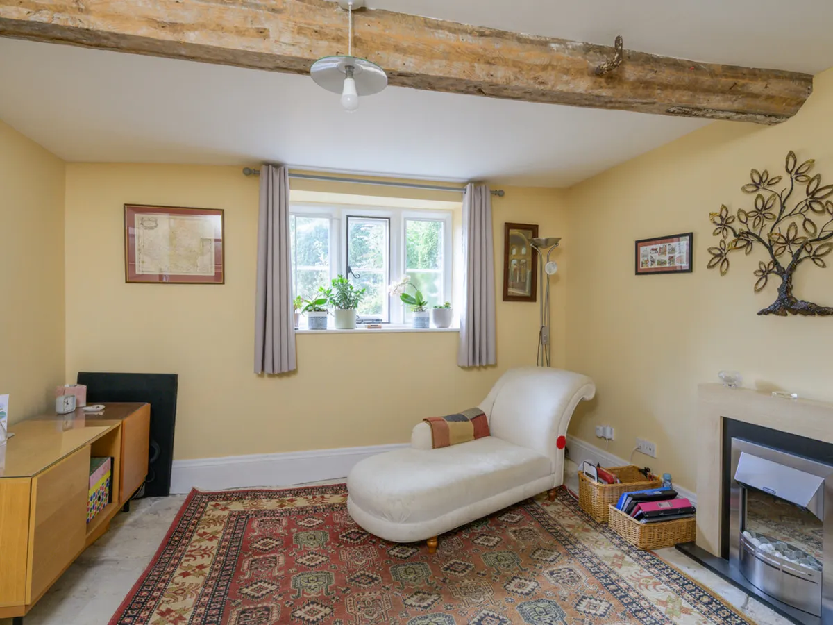 Court Lane, BA13, photo 33