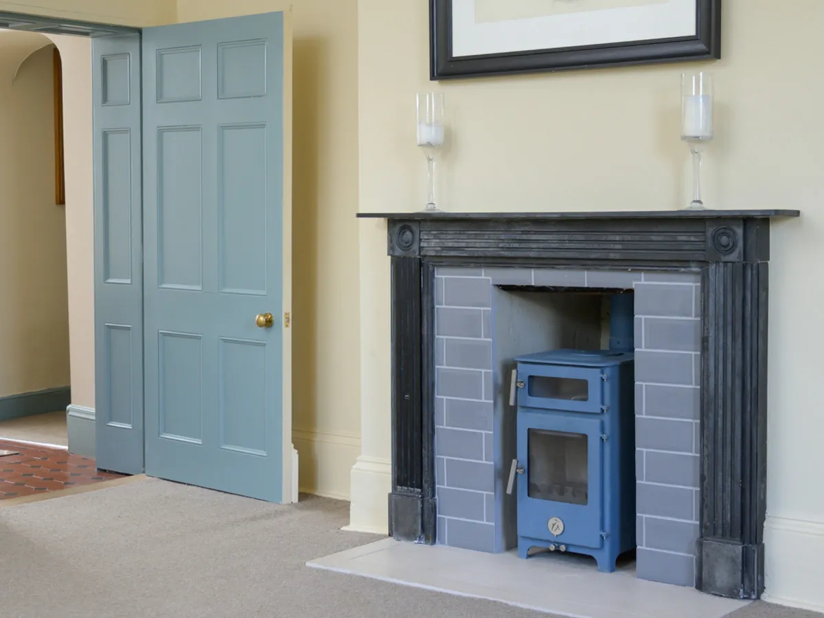 Court Lane, BA13, photo 25