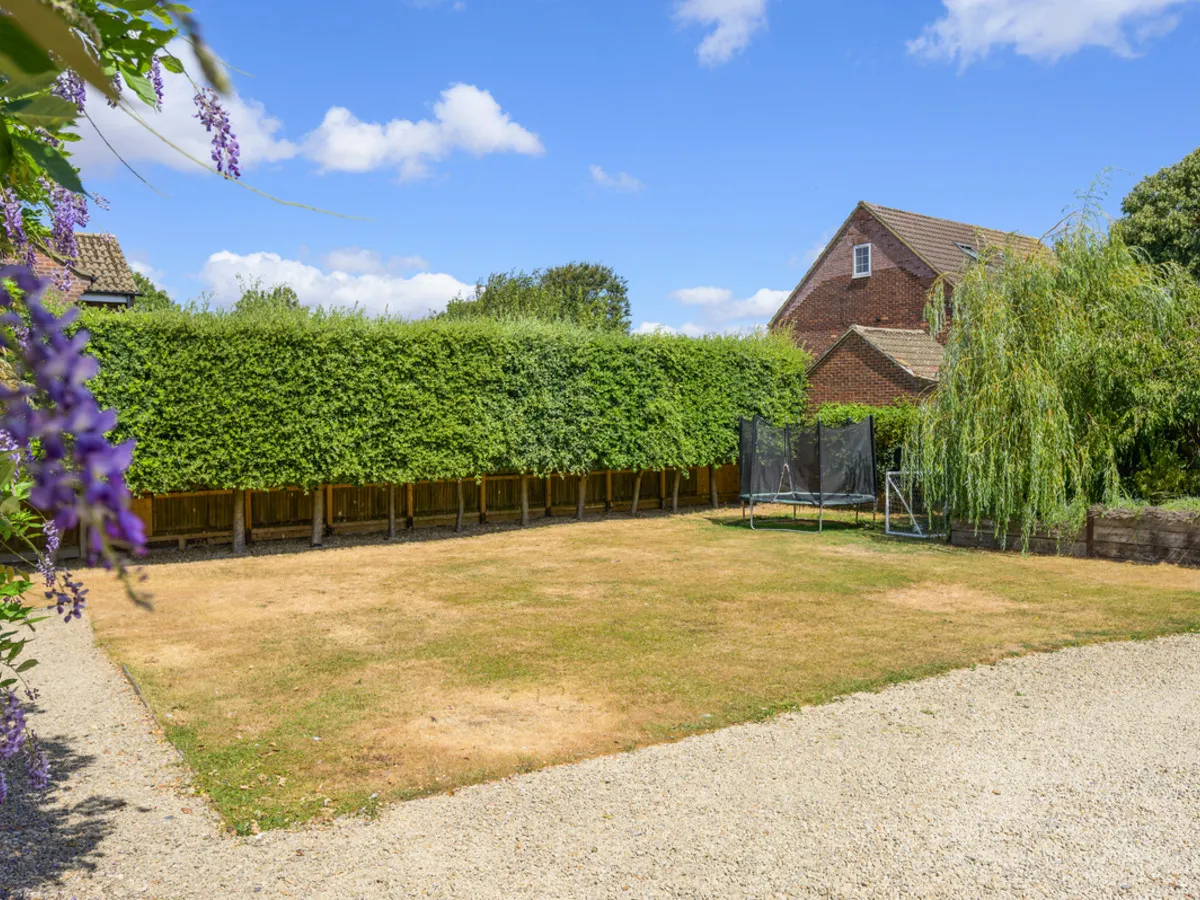Court Lane, BA13, photo 19