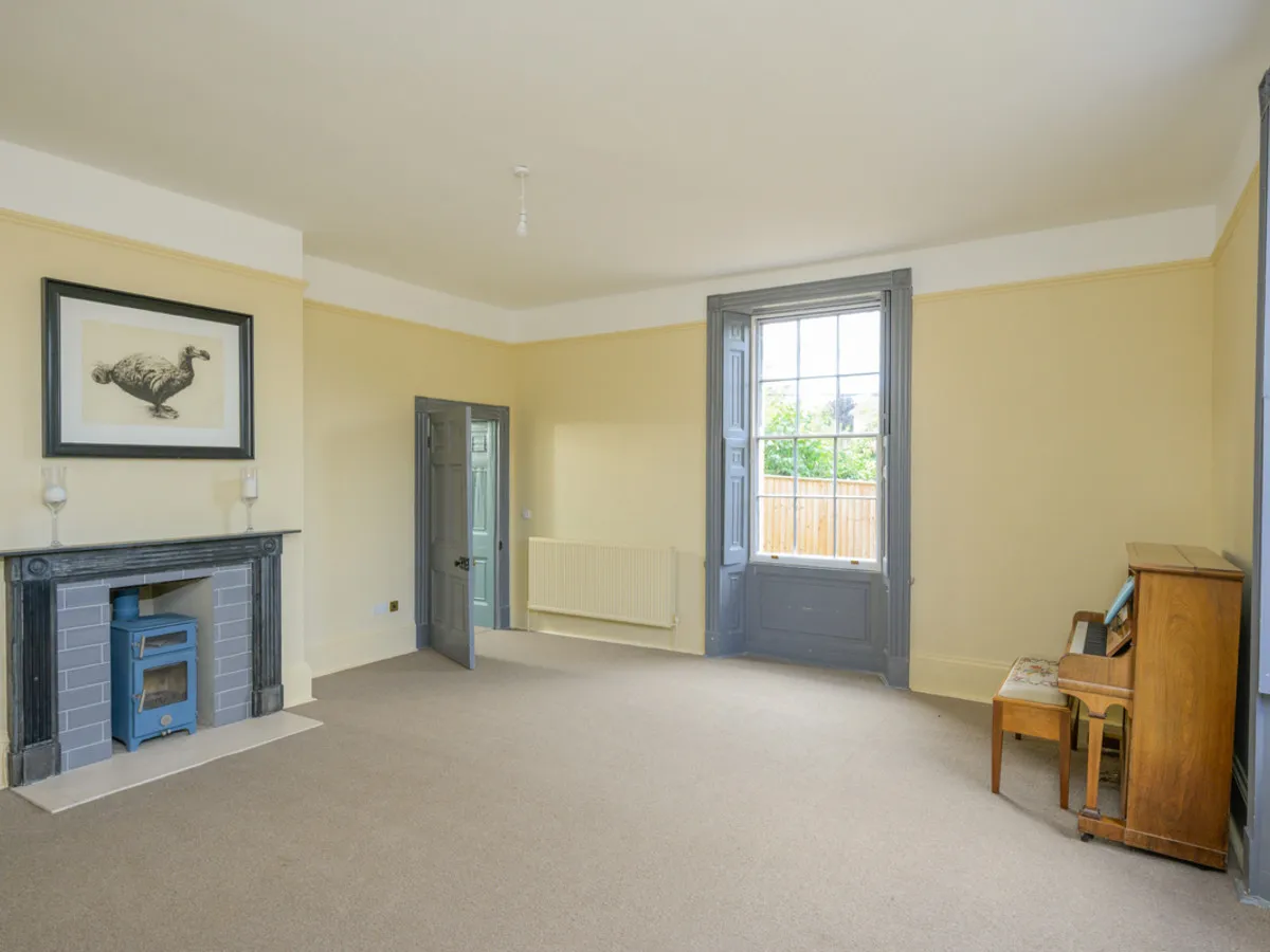Court Lane, BA13, photo 24