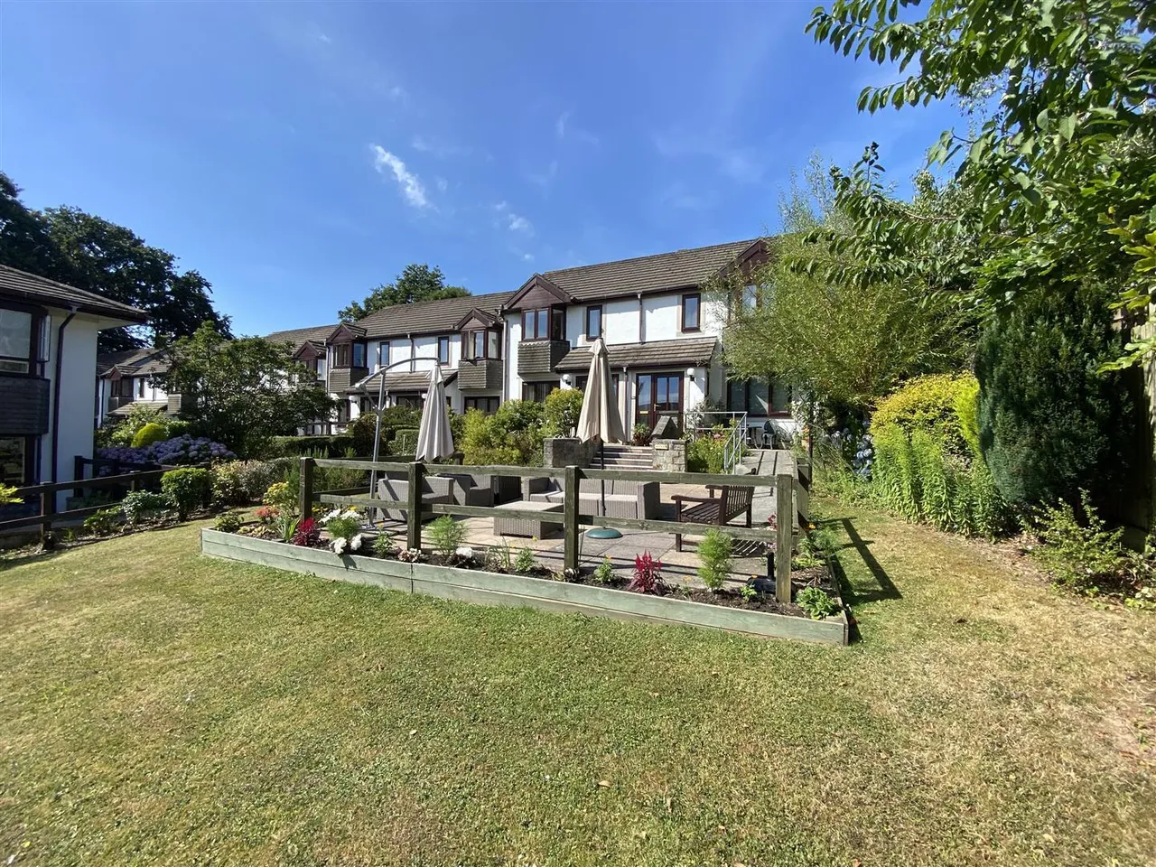 Penhaligon Court, Truro, photo 6