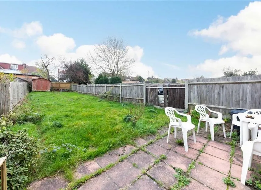 Chipstead Gardens, Cricklewood, NW2, photo 4