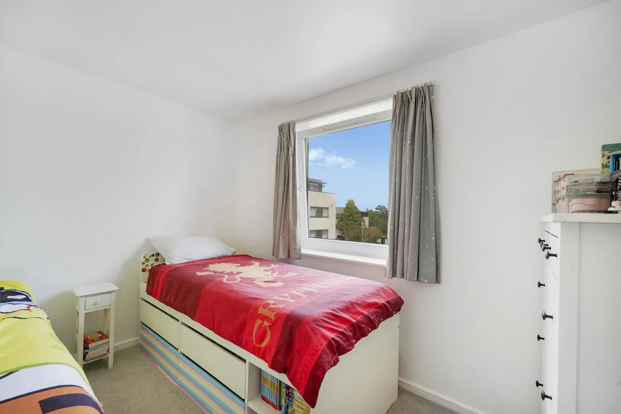 Peacock Close, Millbrook Park, NW7 1LD, photo 13