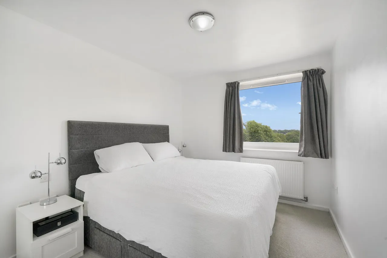 Peacock Close, Millbrook Park, NW7 1LD, photo 9