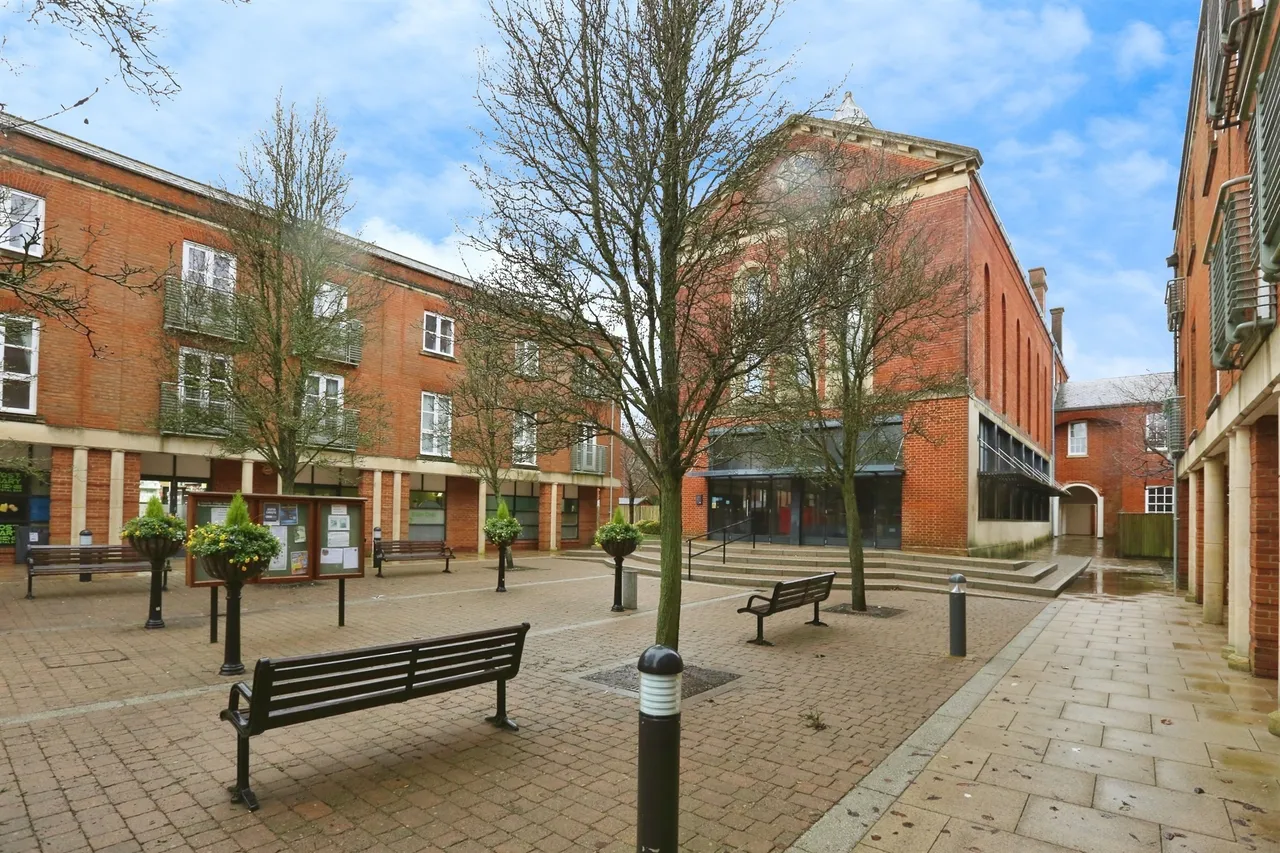 Old Chapel Mews, Knowle, PO17, photo 9