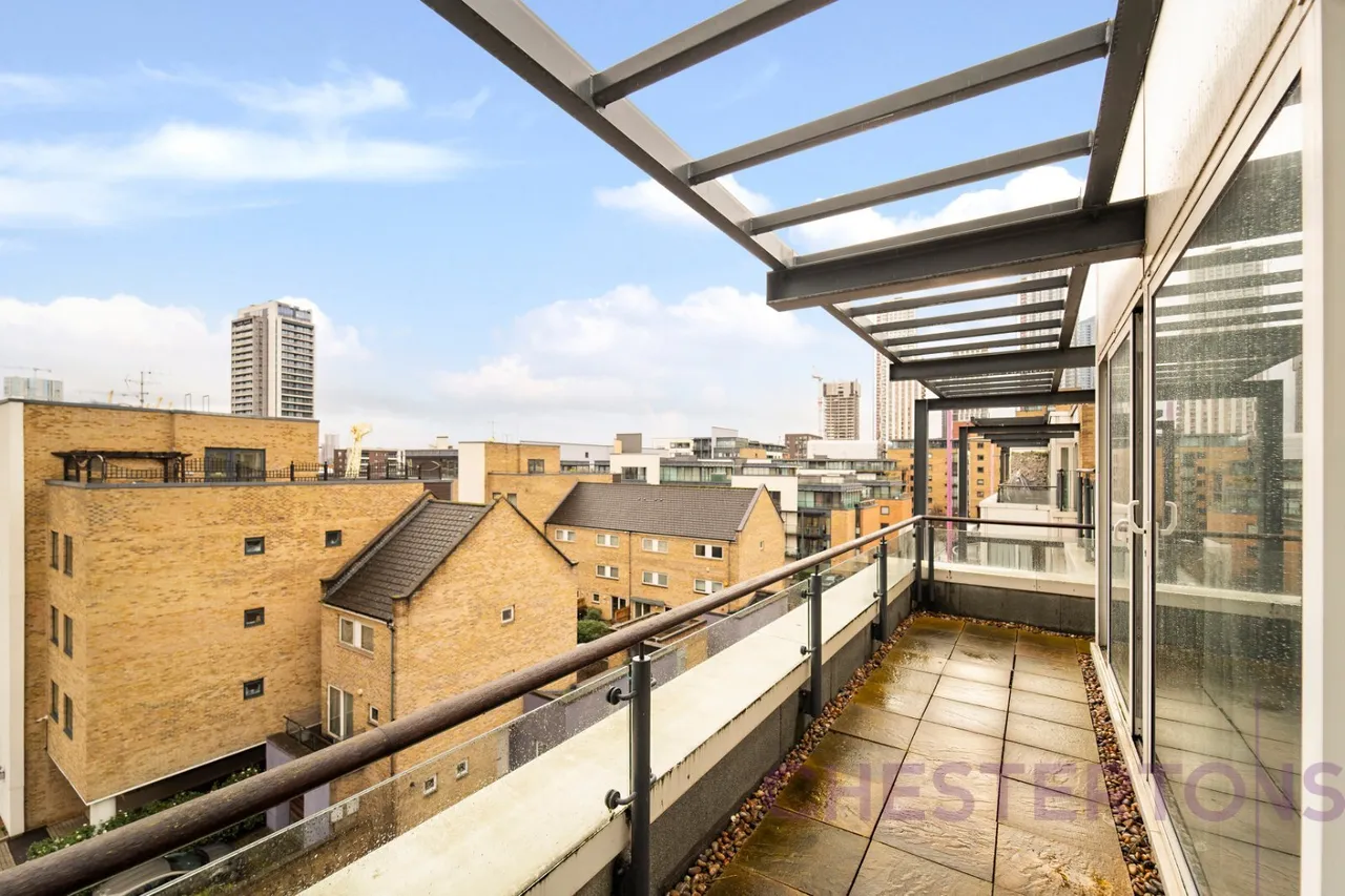 Boardwalk Place, London, E14, photo 9