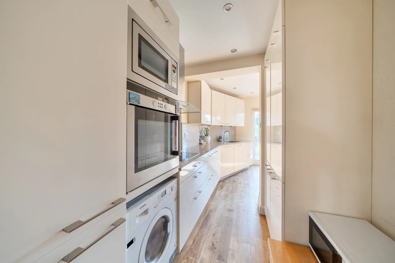 Ennerdale Avenue, Stanmore, HA7, photo 3