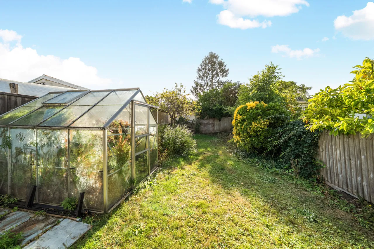 Ennerdale Avenue, Stanmore, HA7, photo 11