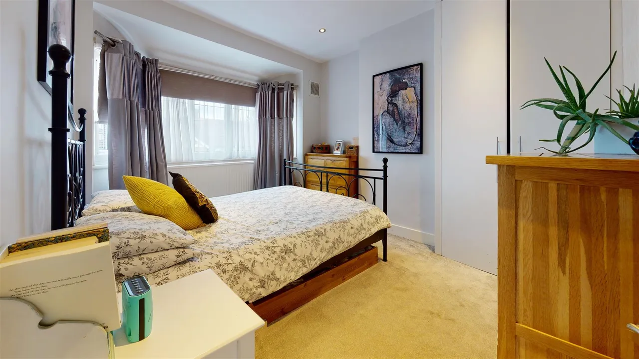 Habgood Road, Loughton, photo 10