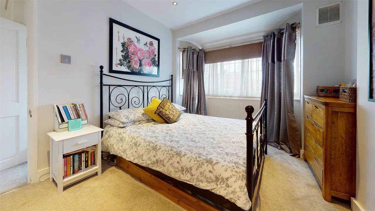 Habgood Road, Loughton, photo 9