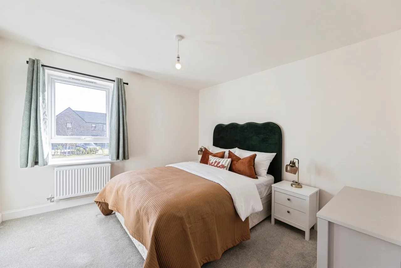 Sweet Gum Way, St. Neots, PE19, photo 13