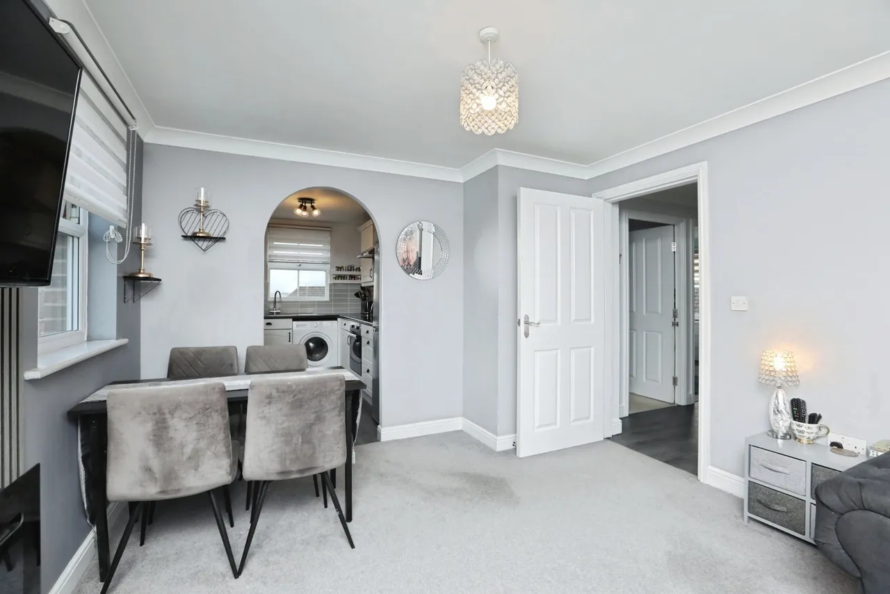 Amethyst Drive, Sittingbourne, Kent, ME10, photo 5