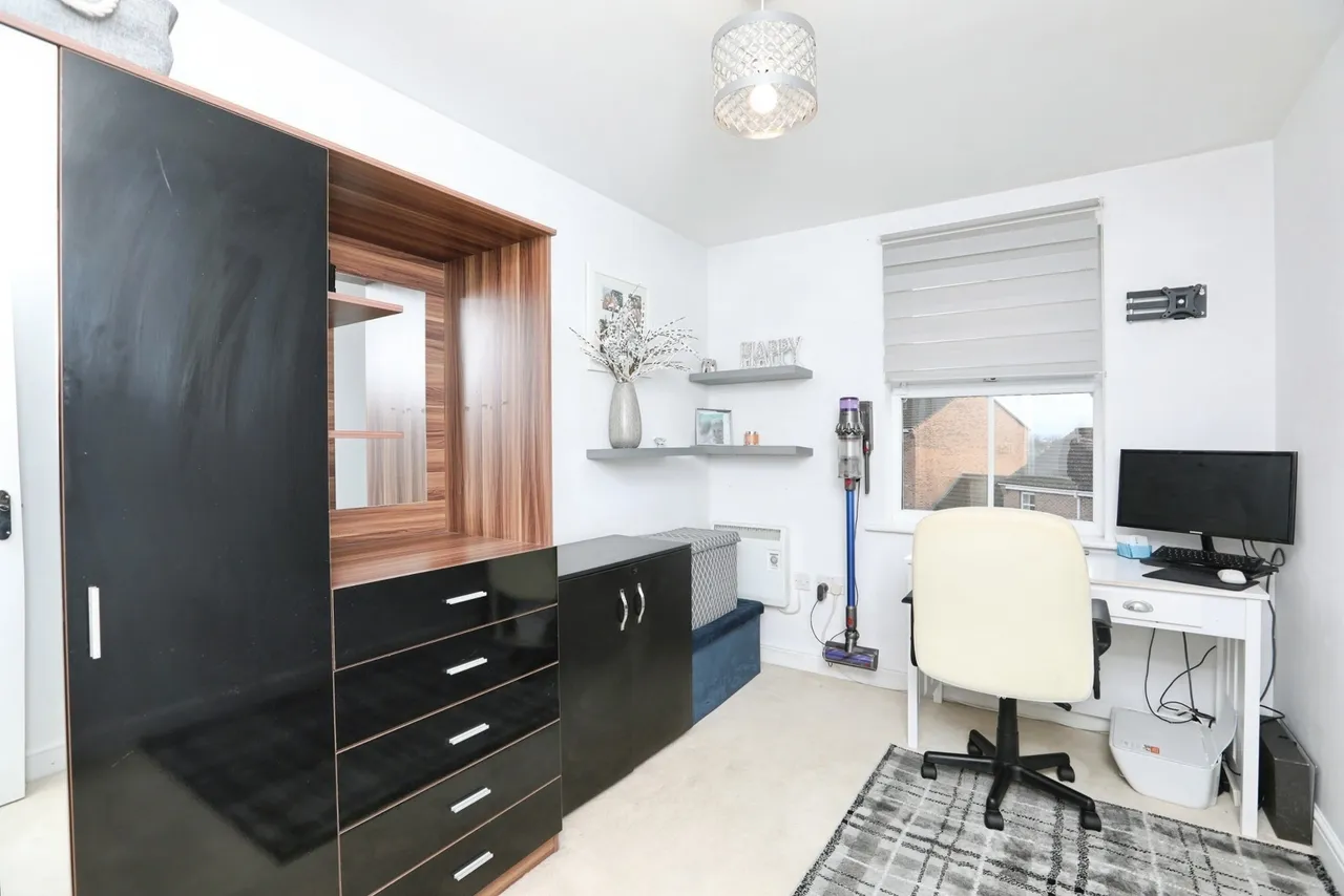 Amethyst Drive, Sittingbourne, Kent, ME10, photo 8