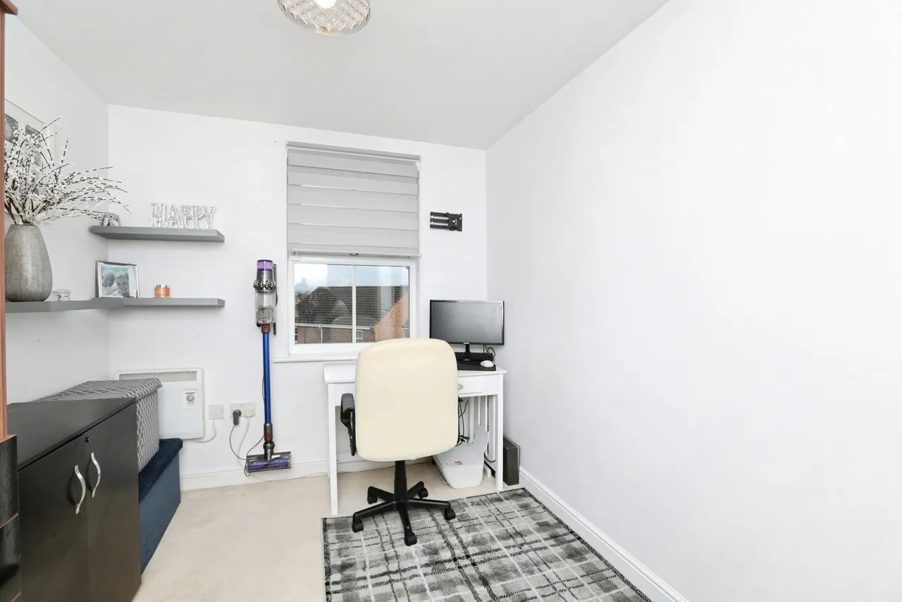 Amethyst Drive, Sittingbourne, Kent, ME10, photo 11