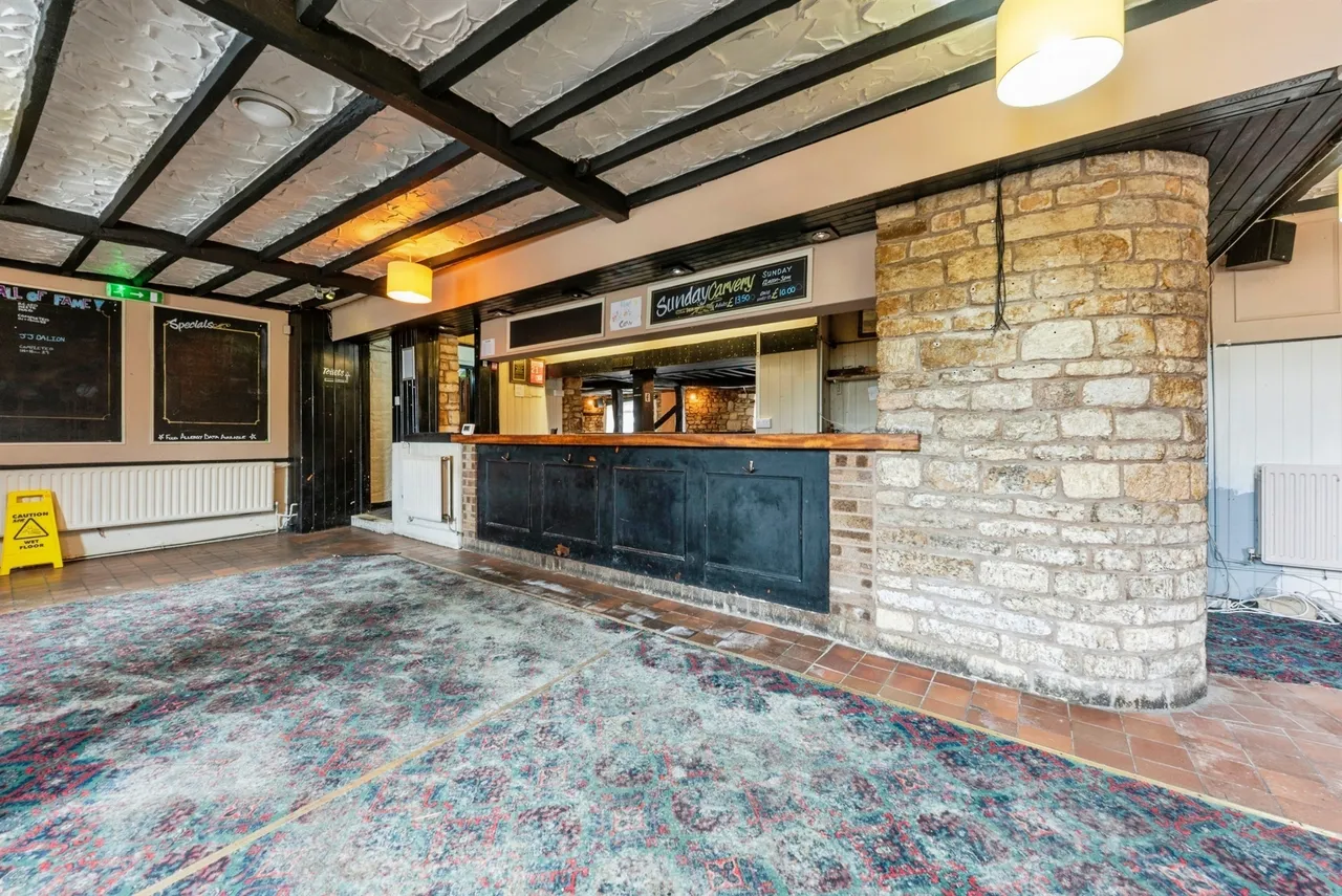 High Street, South Witham, NG33, photo 3