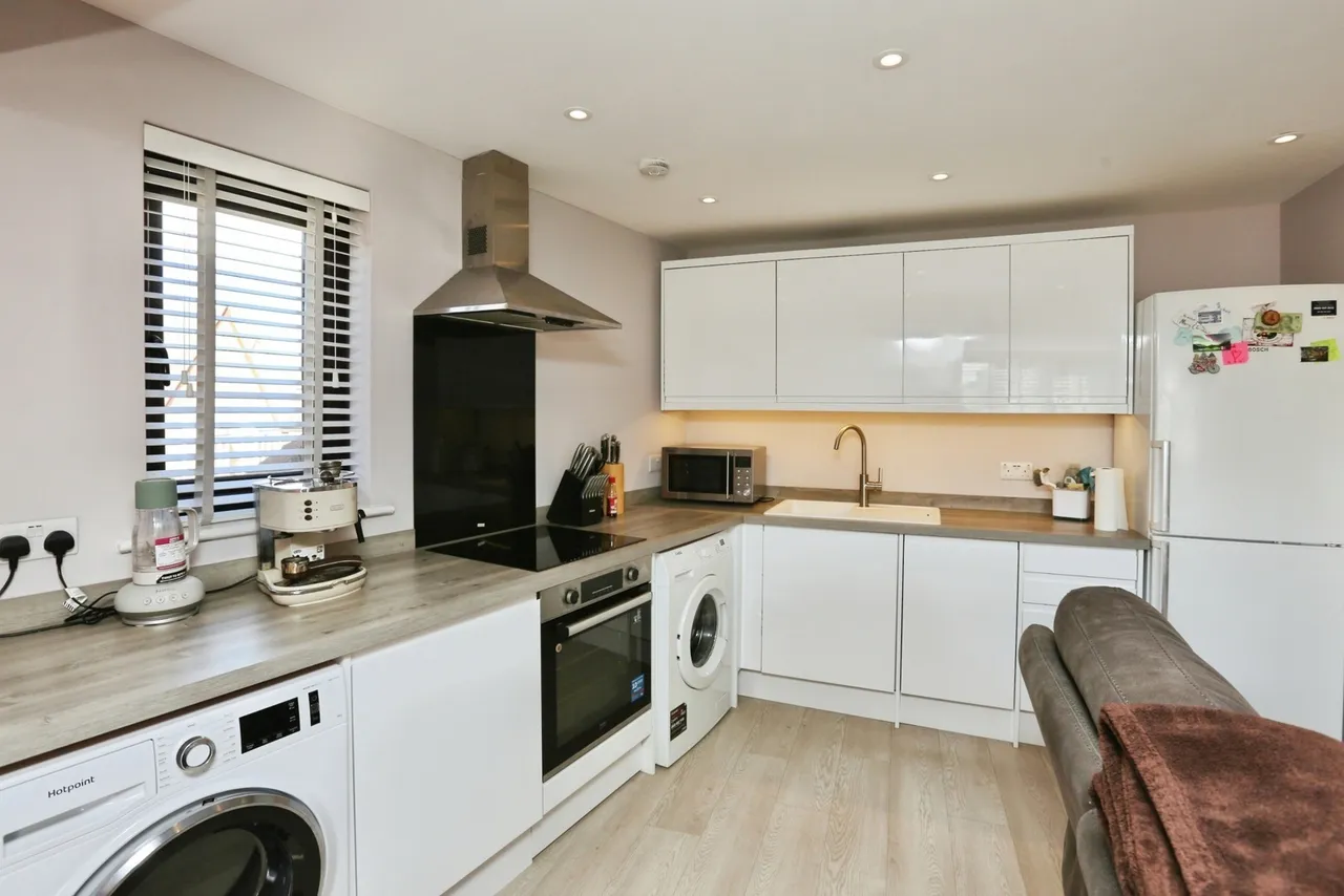 Oakmount Road, Chandler's Ford, SO53, photo 2