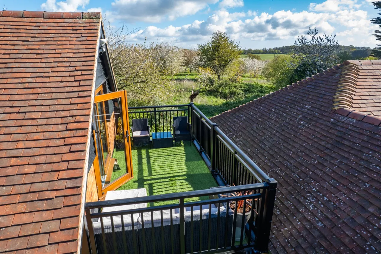 Saddlers Hill, Goodnestone, CT3, photo 22