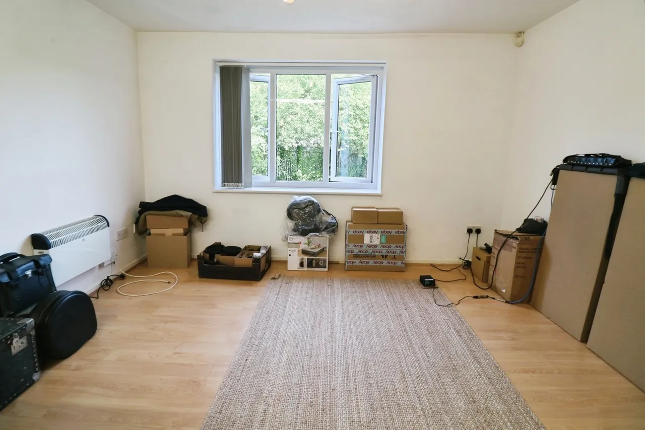 Horwood Close, Cardiff, CF24, photo 18