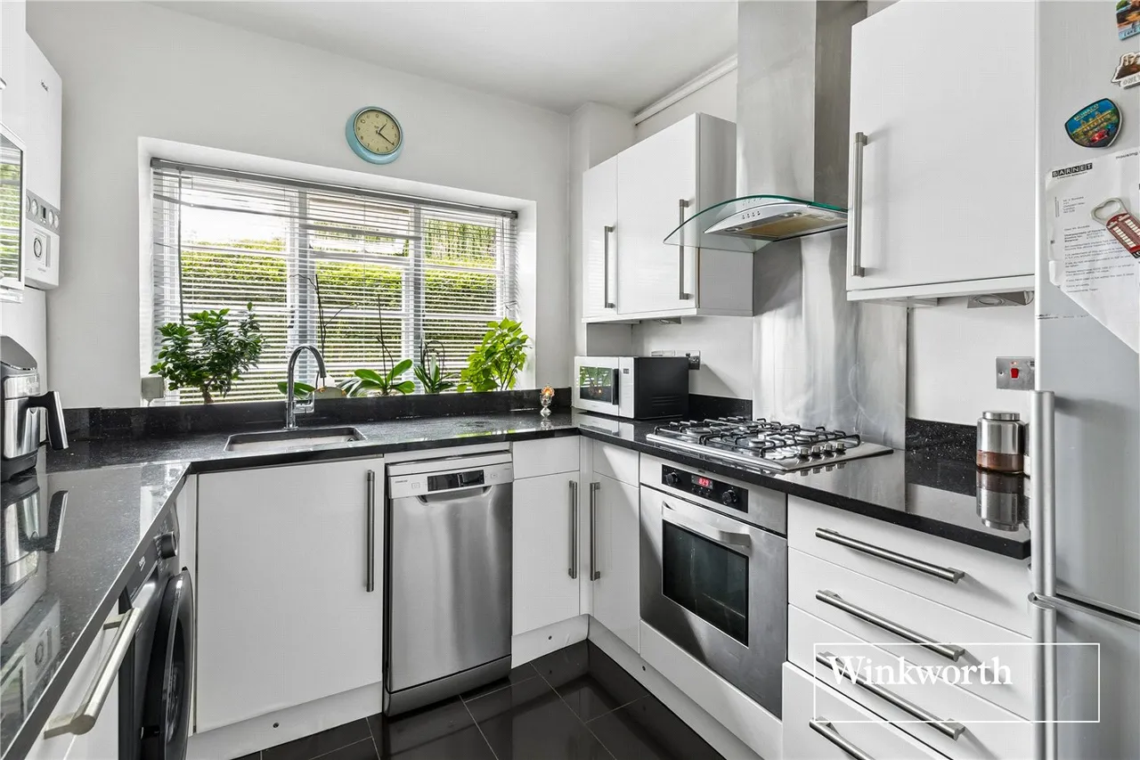 Ossulton Way, East Finchley, London, N2, photo 10