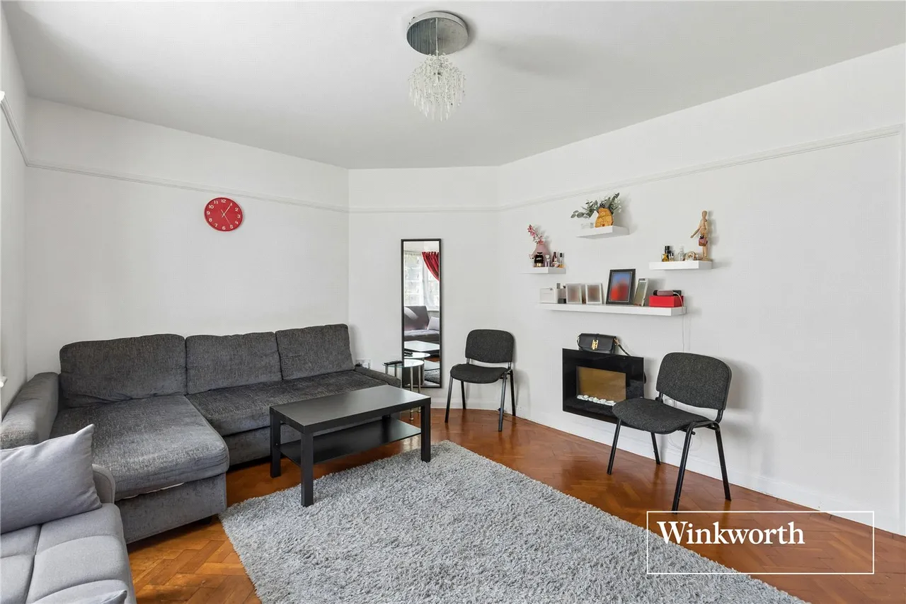 Ossulton Way, East Finchley, London, N2, photo 3