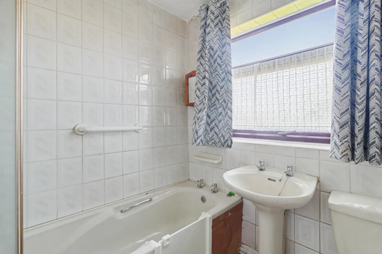 Chester Road, Talke, ST7, photo 7