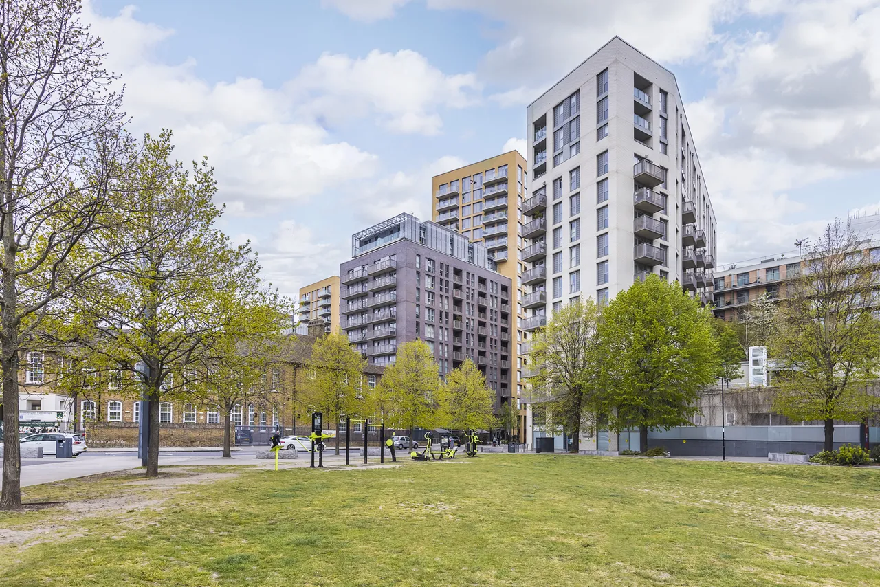 1 bed flat for sale, Elmira Street, London, SE13