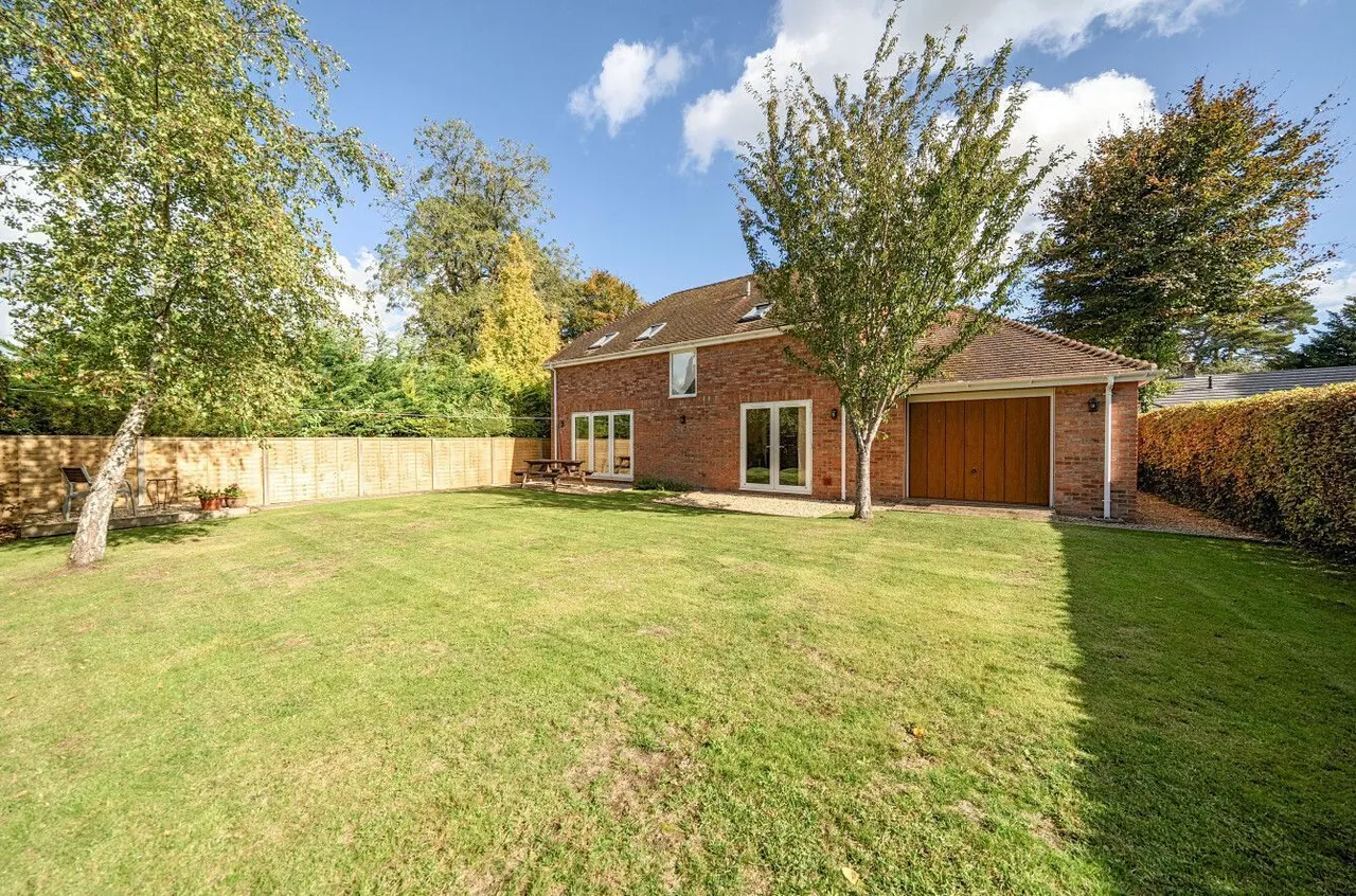 Weymouth Street, Warminster, BA12, photo 37