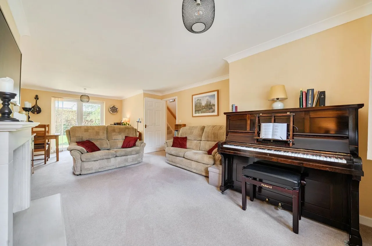 Weymouth Street, Warminster, BA12, photo 9