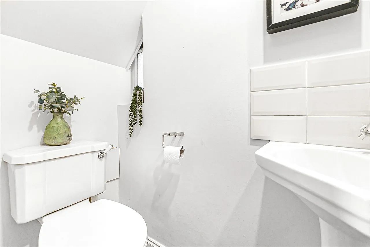 Queens Avenue, Whetstone, N20, photo 14